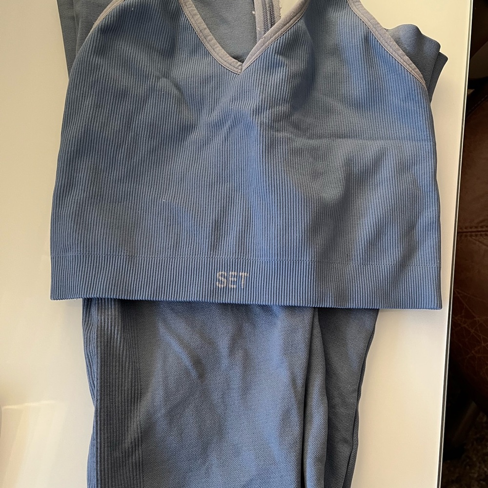 SET ACTIVE SET size small